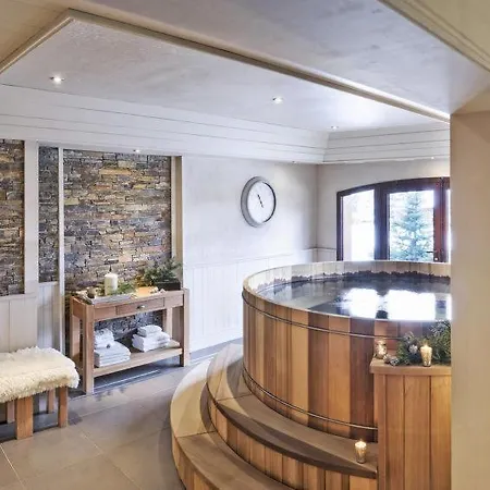 Les Menuires Sleeps 8 Pool Wifi